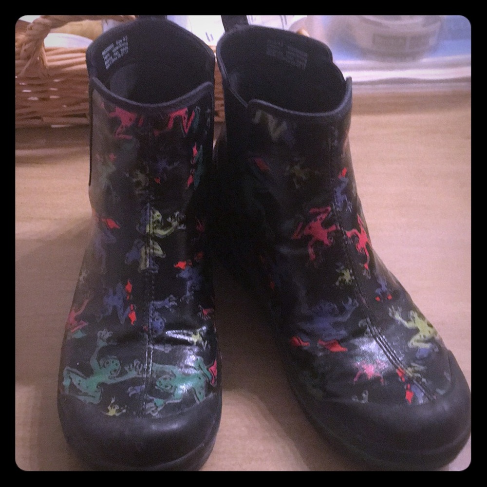 Dansko slip resistant rain boots size 42